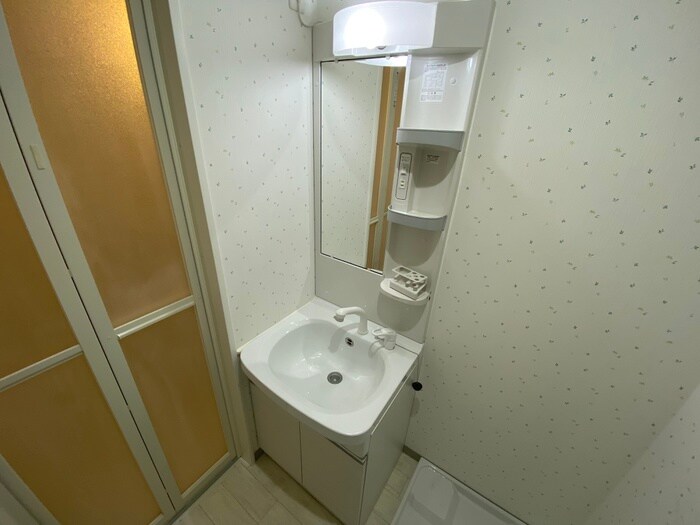 物件内観写真10　(洗面)