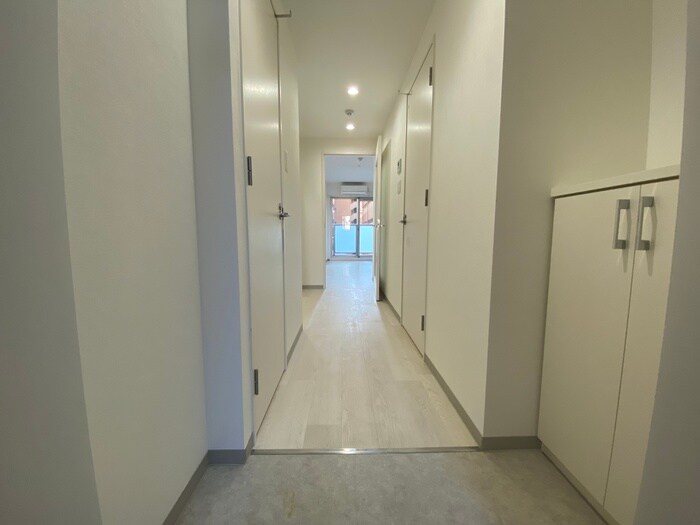 物件内観写真16　(廊下)