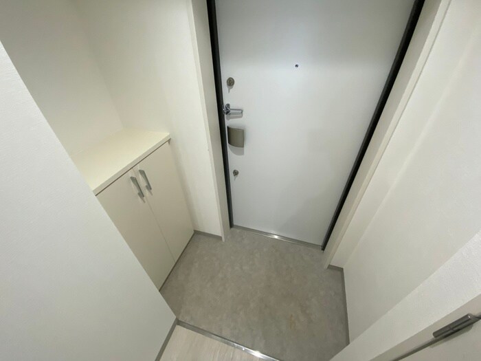 物件内観写真17　(玄関)