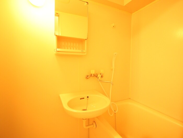 物件内観写真12　(洗面)