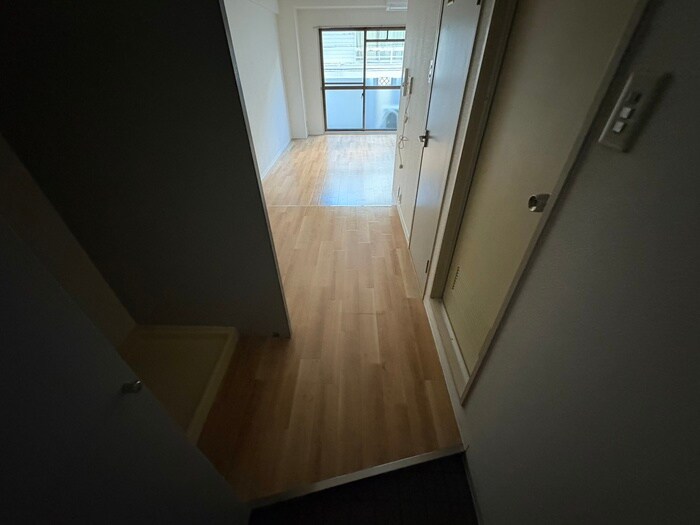 物件内観写真19　(廊下)