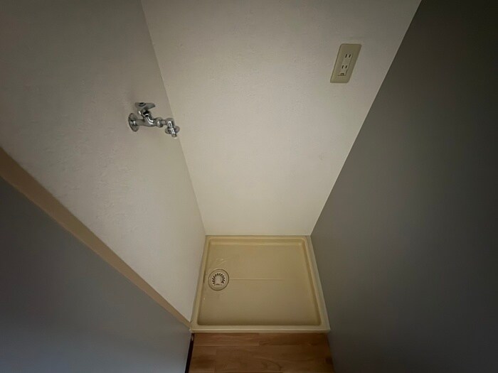 物件内観写真20　(洗濯機置場)
