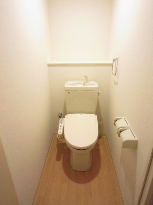 物件内観写真9　(トイレ)