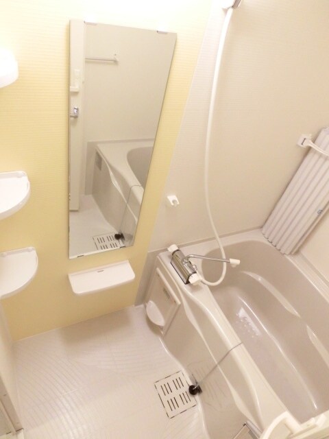 物件内観写真10　(バス／シャワールーム等)