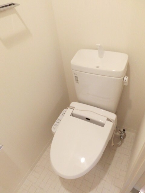 物件内観写真12　(トイレ)