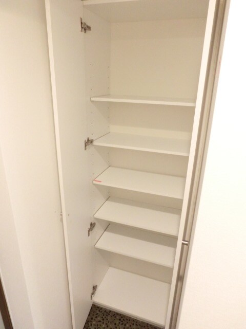 物件内観写真14　(靴箱)