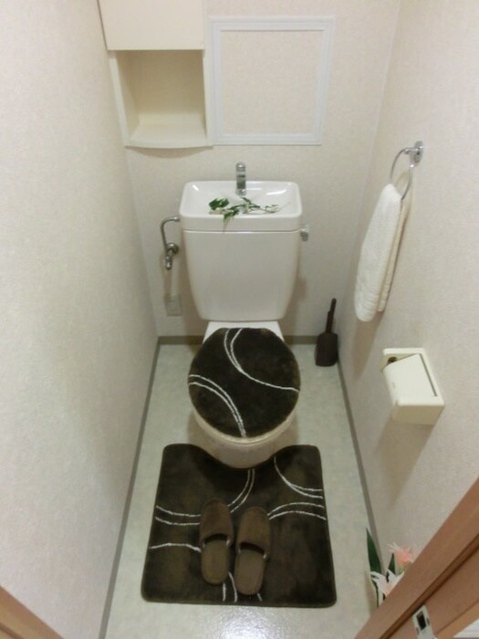 物件内観写真11　(トイレ)