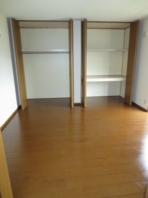 物件内観写真11　(居室)