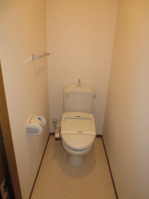 物件内観写真16　(トイレ)