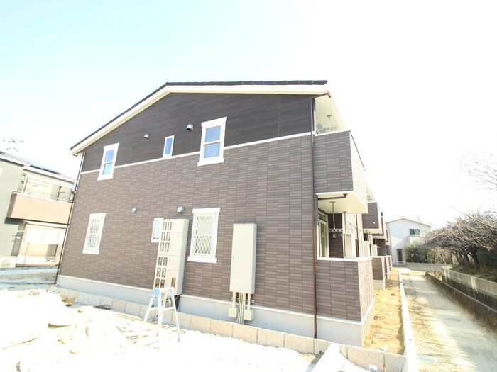 物件外観写真1　(外観写真)