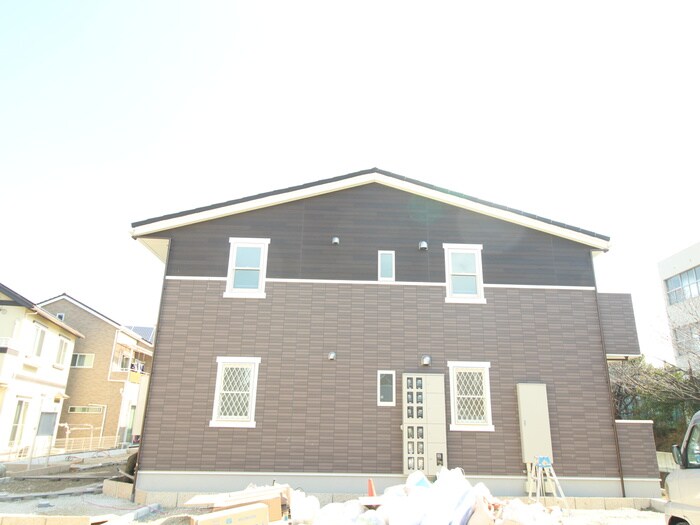 物件外観写真5　(外観写真)