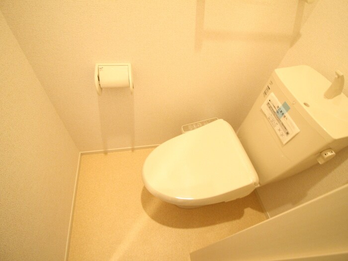 物件内観写真14　(トイレ)