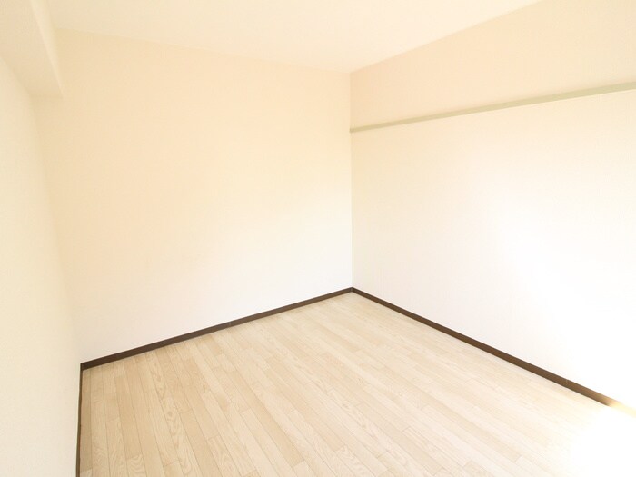 物件内観写真16　(居室)