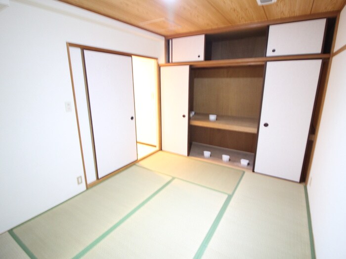 物件内観写真22　(居室)