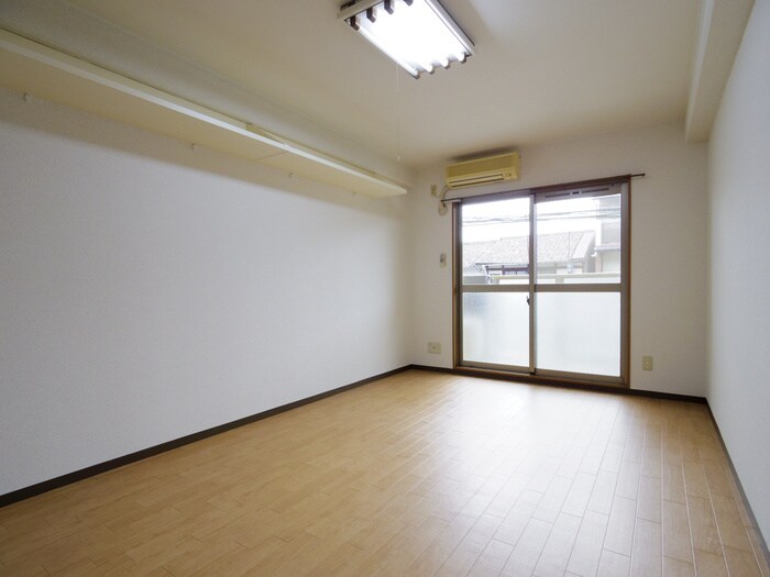 物件内観写真11　(居室)