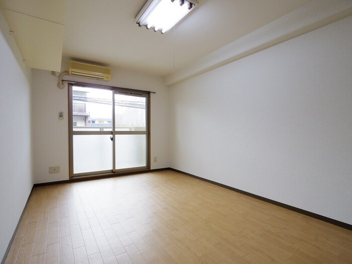 物件内観写真12　(居室)