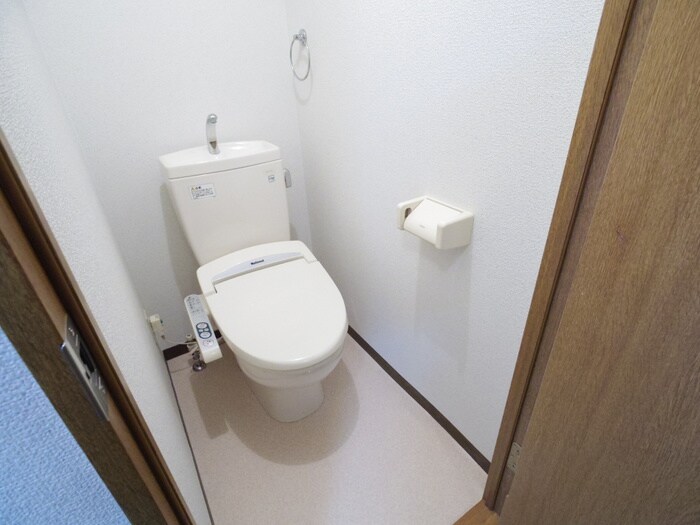 物件内観写真16　(トイレ)