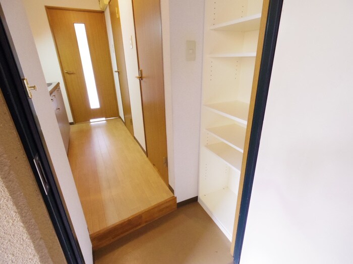 物件内観写真20　(玄関)