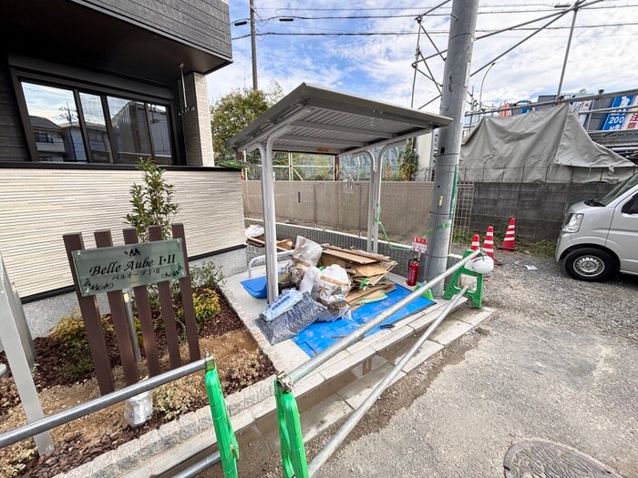 物件外観写真6　(駐輪場)