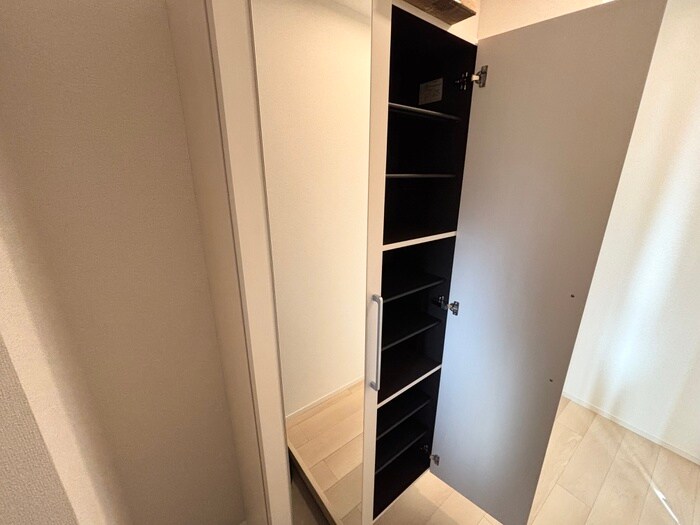 物件内観写真16　(靴箱)