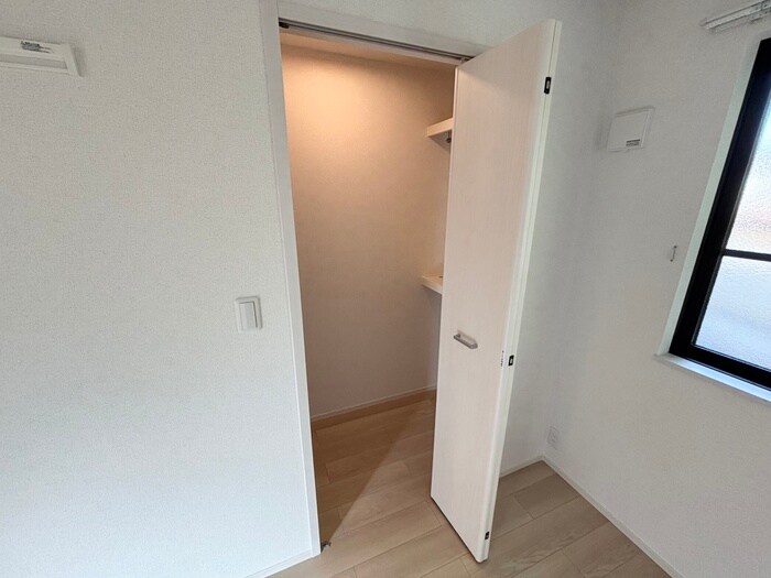 物件内観写真17　(収納)