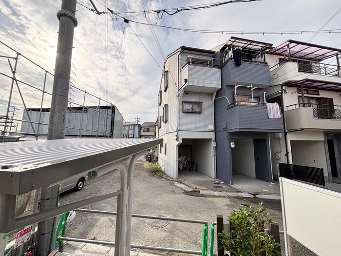 物件内観写真21　(室内からの展望)