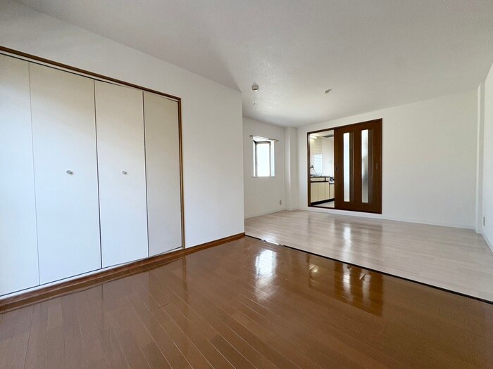 物件内観写真8　(居室)