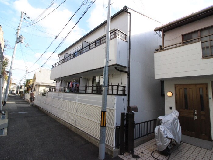 物件外観写真3　(駐輪場)