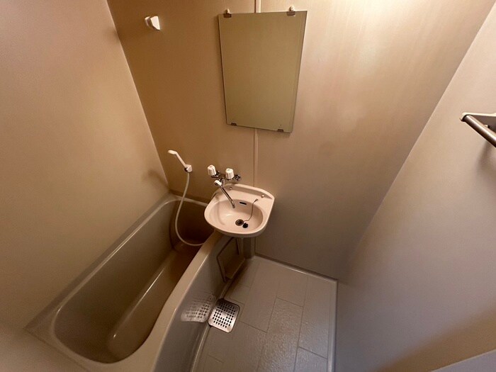 物件内観写真11　(バス／シャワールーム等)