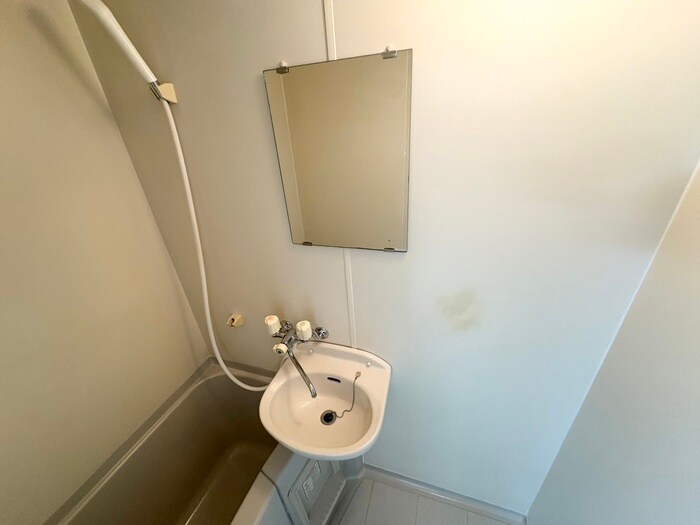 物件内観写真11　(洗面)