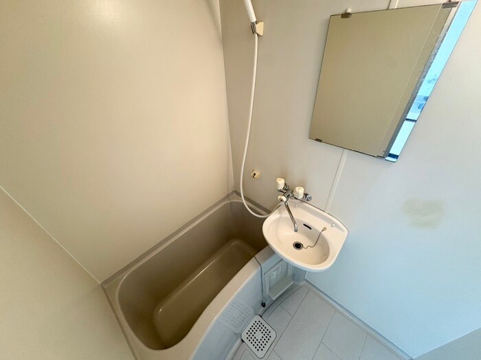 物件内観写真12　(バス／シャワールーム等)