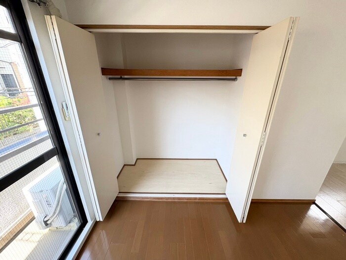物件内観写真18　(収納)