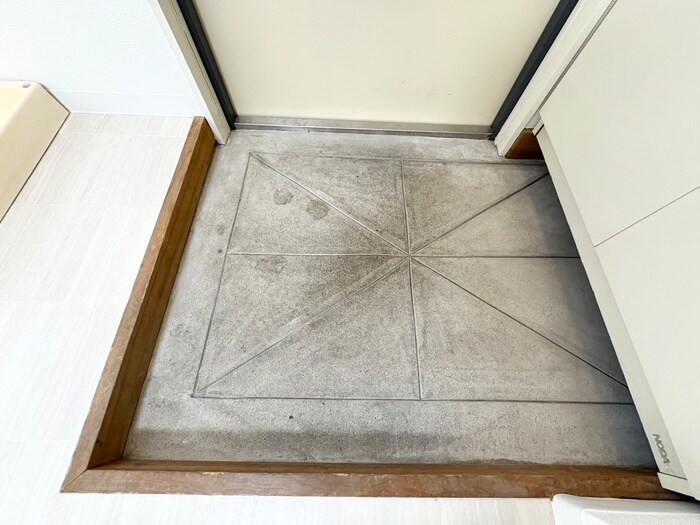 物件内観写真20　(玄関)