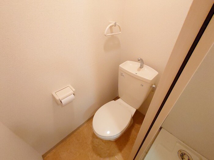 物件内観写真10　(トイレ)