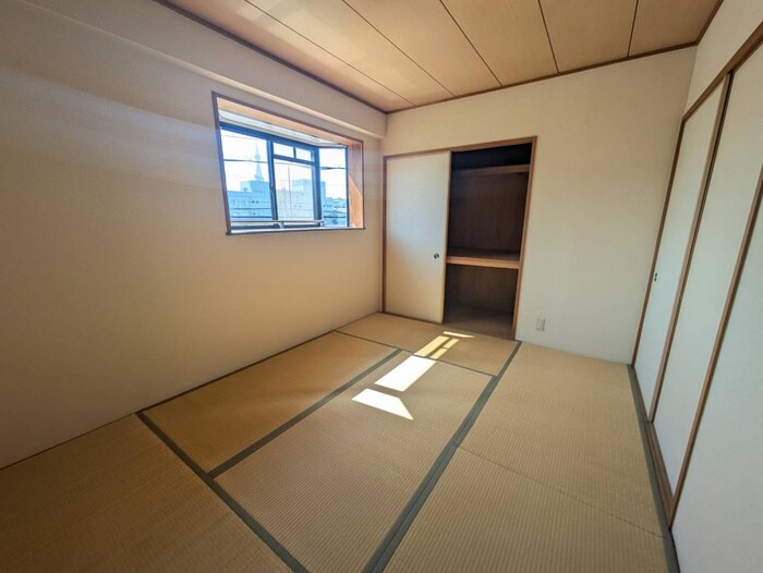 物件内観写真13　(居室)