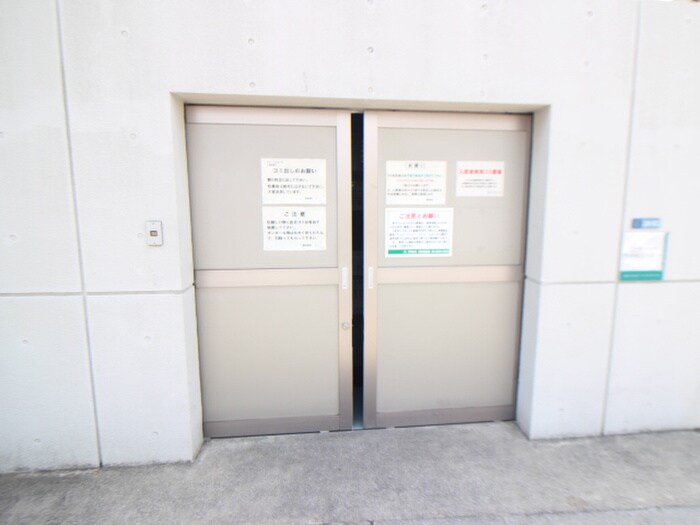 物件外観写真4　(建物設備)