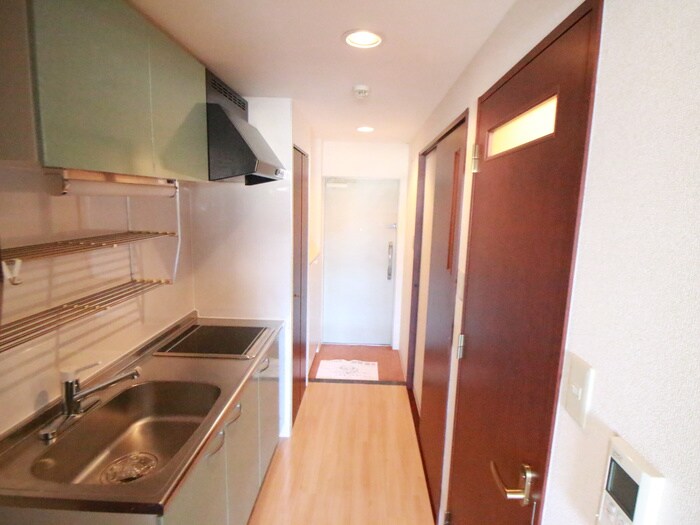 物件内観写真18　(廊下)