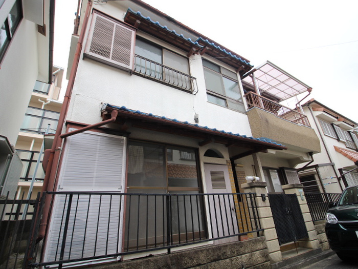 川西市東畦野貸家