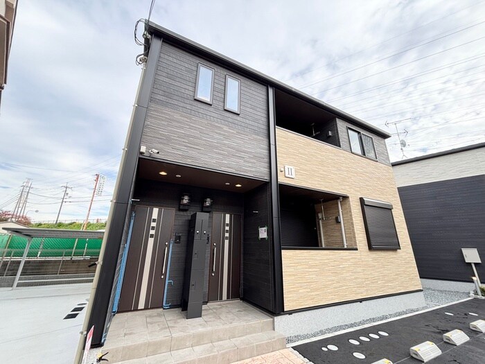 物件外観写真1　(外観写真)