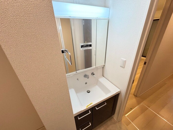 物件内観写真9　(洗面)