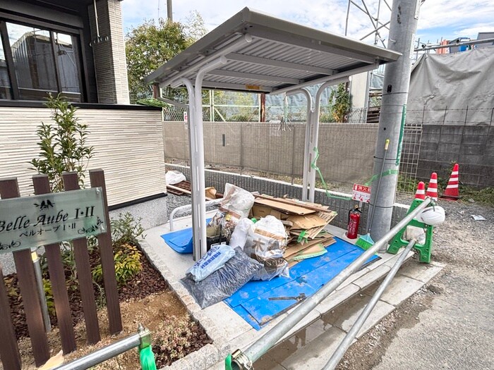 物件外観写真6　(駐輪場)