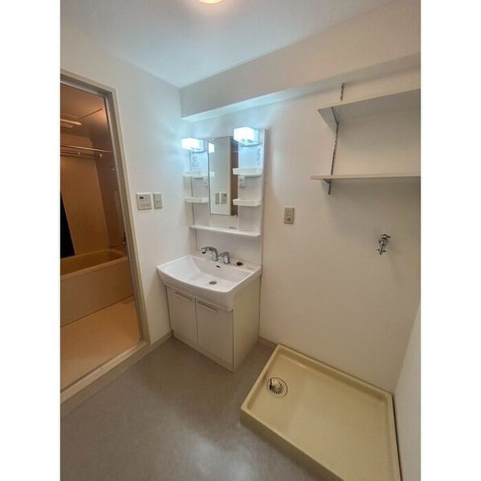 物件内観写真8　(洗面)