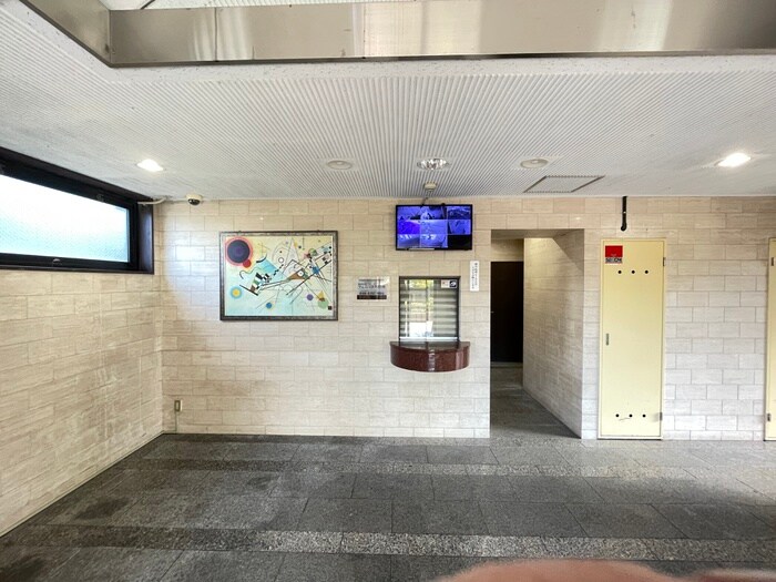 物件外観写真4　(駐車場)