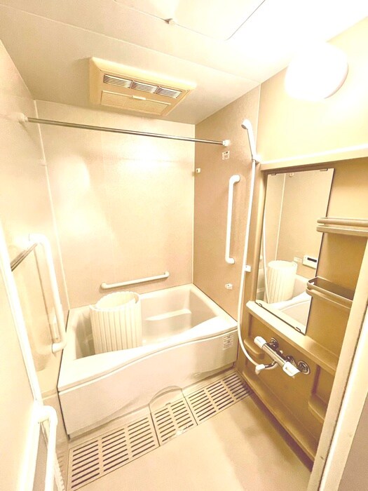 物件内観写真10　(バス／シャワールーム等)