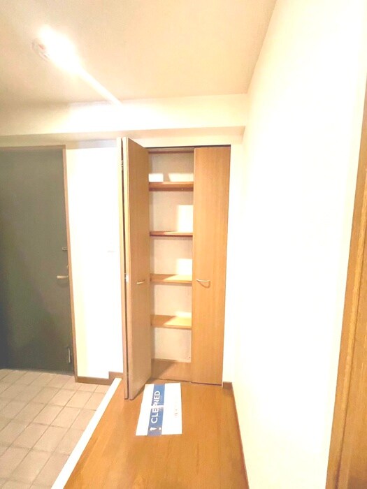 物件内観写真20　(玄関)