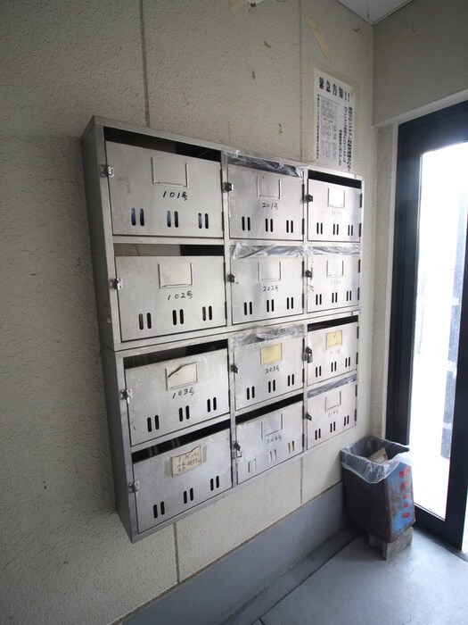 物件外観写真5　(駐輪場)