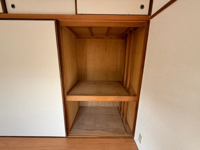 物件内観写真6　(収納)