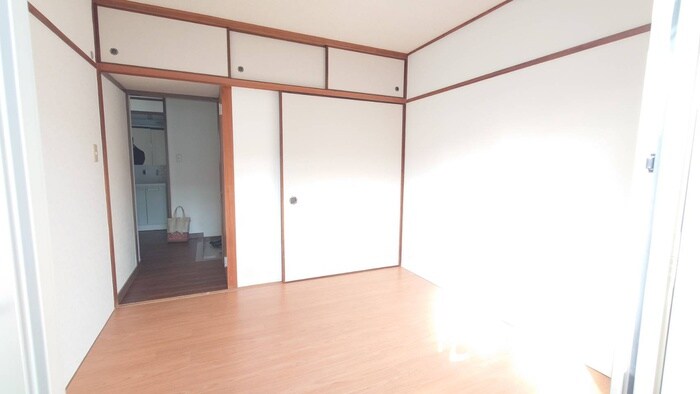 物件内観写真14　(居室)