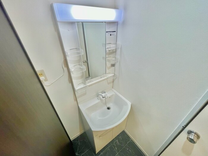 物件内観写真10　(洗面)