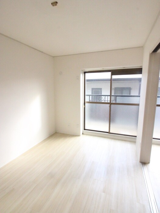 物件内観写真14　(居室)